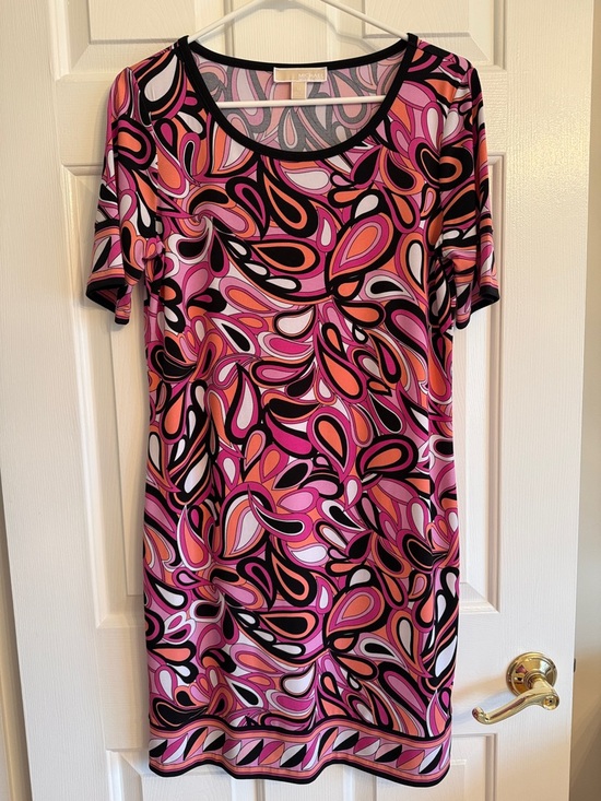 Michael Kors Dresses & Skirts - Michael Kors Pink, Gray & Black Abstract Dress